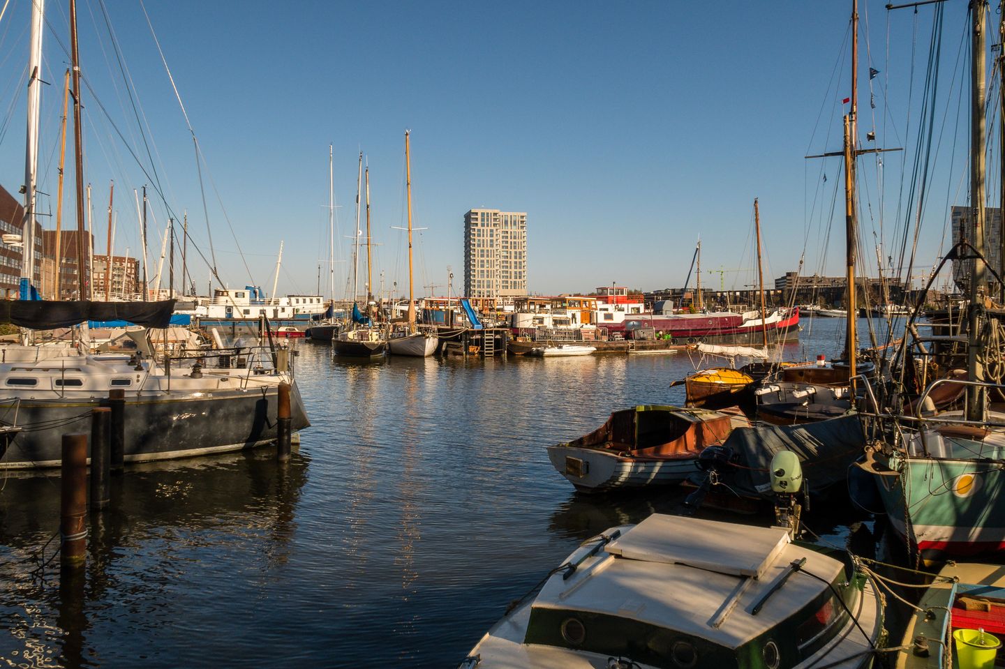 Photo 35 of Czaar Peterstraat 168-D