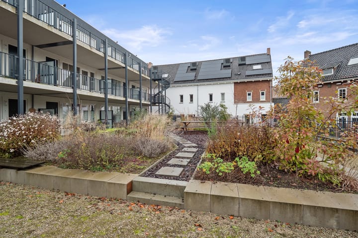 Photo 43 of St.-Elisabethstraat 1-D