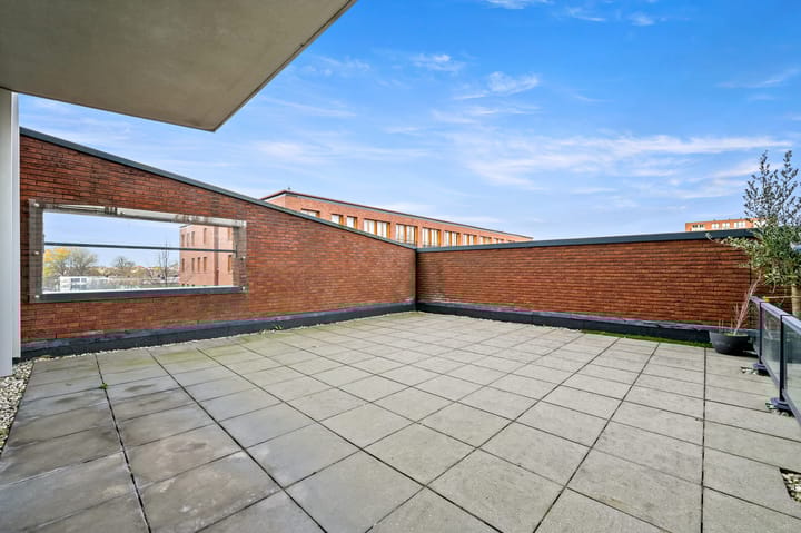 Photo 5 of Loosduinseweg 247