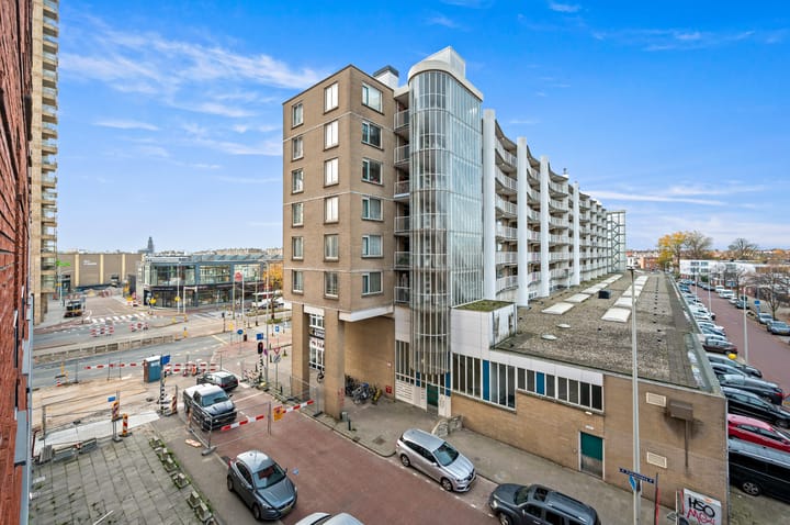 Photo 26 of Loosduinseweg 247