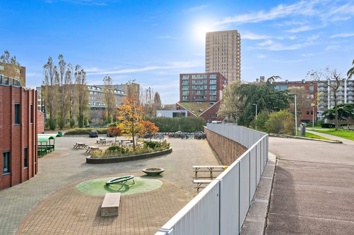 Photo 29 of Loosduinseweg 247