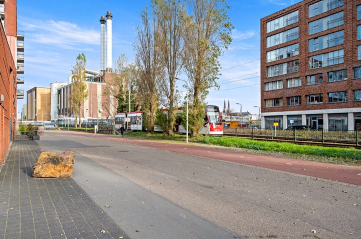 Photo 34 of Loosduinseweg 247