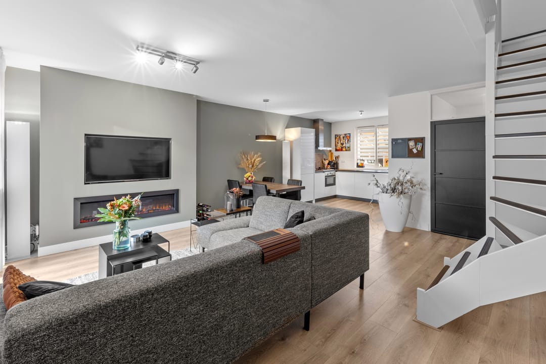 Photo 7 of Lage Made 7