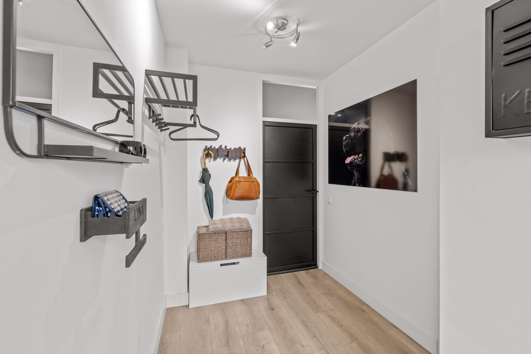 Photo 17 of Lage Made 7