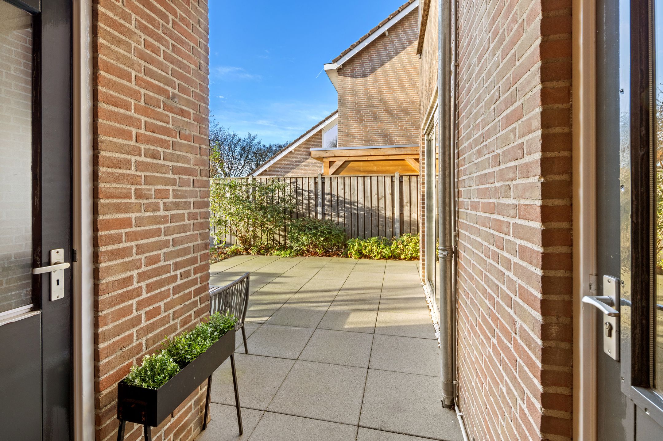 Photo 36 of Lage Made 7