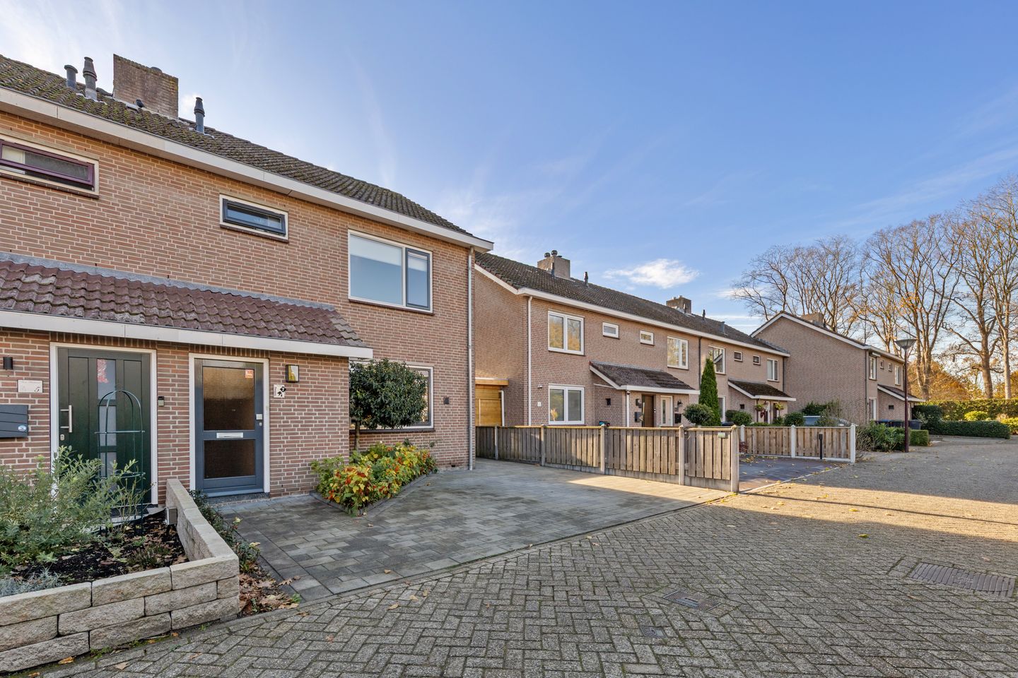 Photo 40 of Lage Made 7