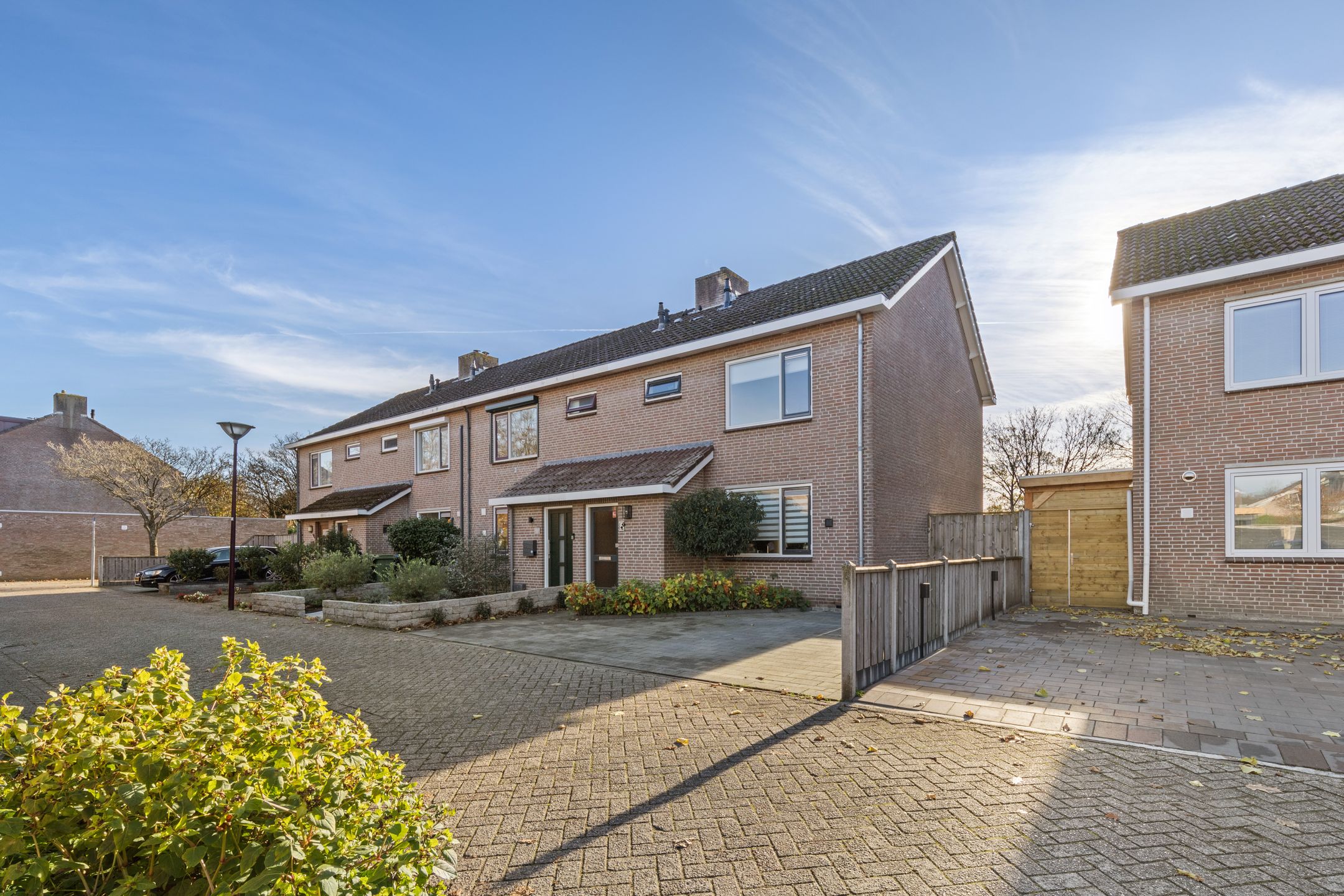 Photo 42 of Lage Made 7