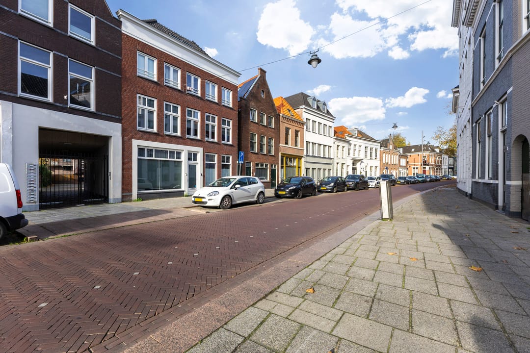 Foto 46 van Hinthamereinde 64-N