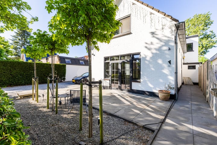 Foto 2 van Manegelaan 26