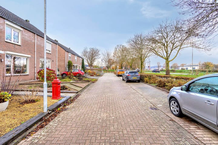 Photo 27 of Keuleman 10