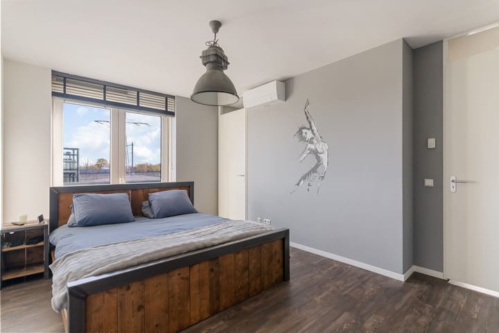 Foto 23 van Sonate 61