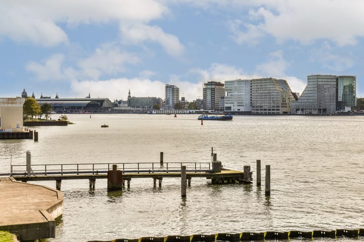 Foto 21 van Grasweg 137