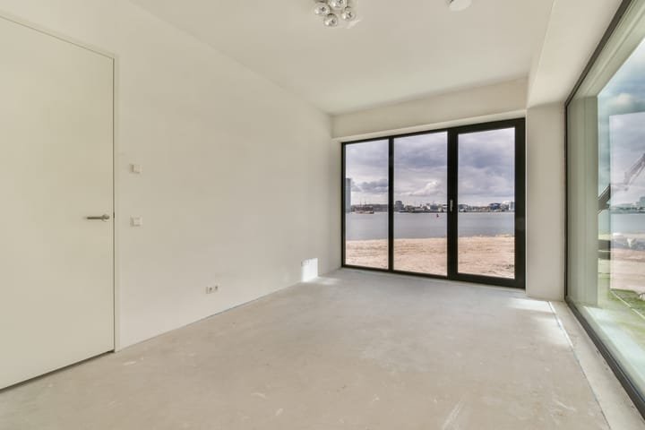 Foto 39 van Grasweg 137