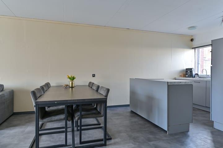 Photo 14 of Tamboerlaan 101