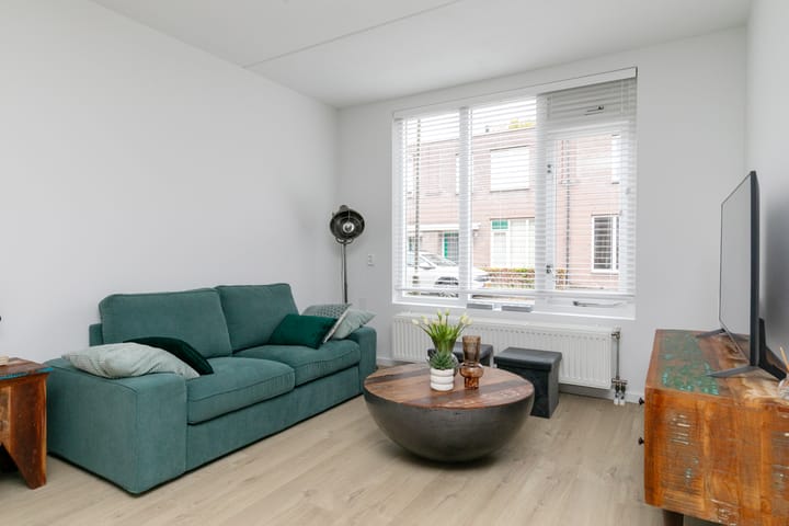 Photo 11 of Pieternel Koomansstraat 74