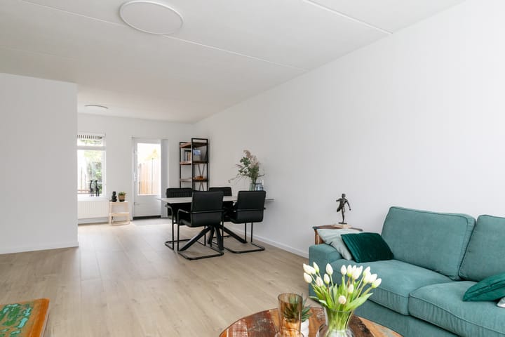 Photo 17 of Pieternel Koomansstraat 74