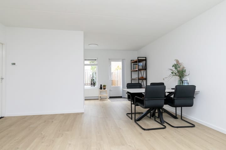 Photo 19 of Pieternel Koomansstraat 74