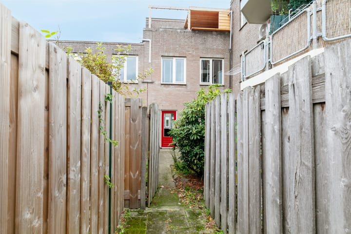 Photo 36 of Pieternel Koomansstraat 74