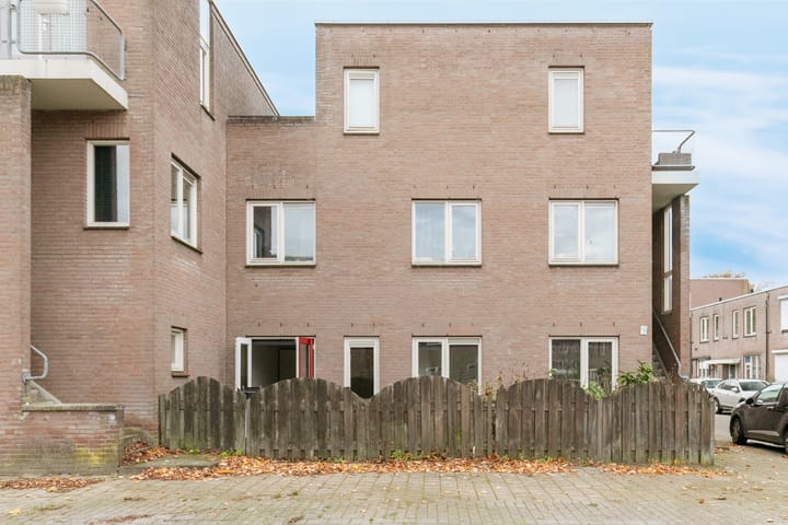 Photo 46 of Pieternel Koomansstraat 74