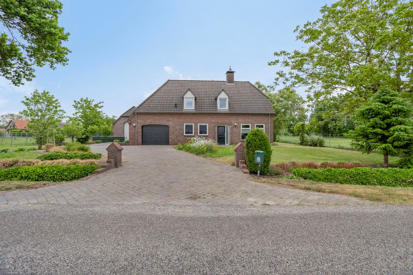 View photo 1 of Jan van Havenstraat 33