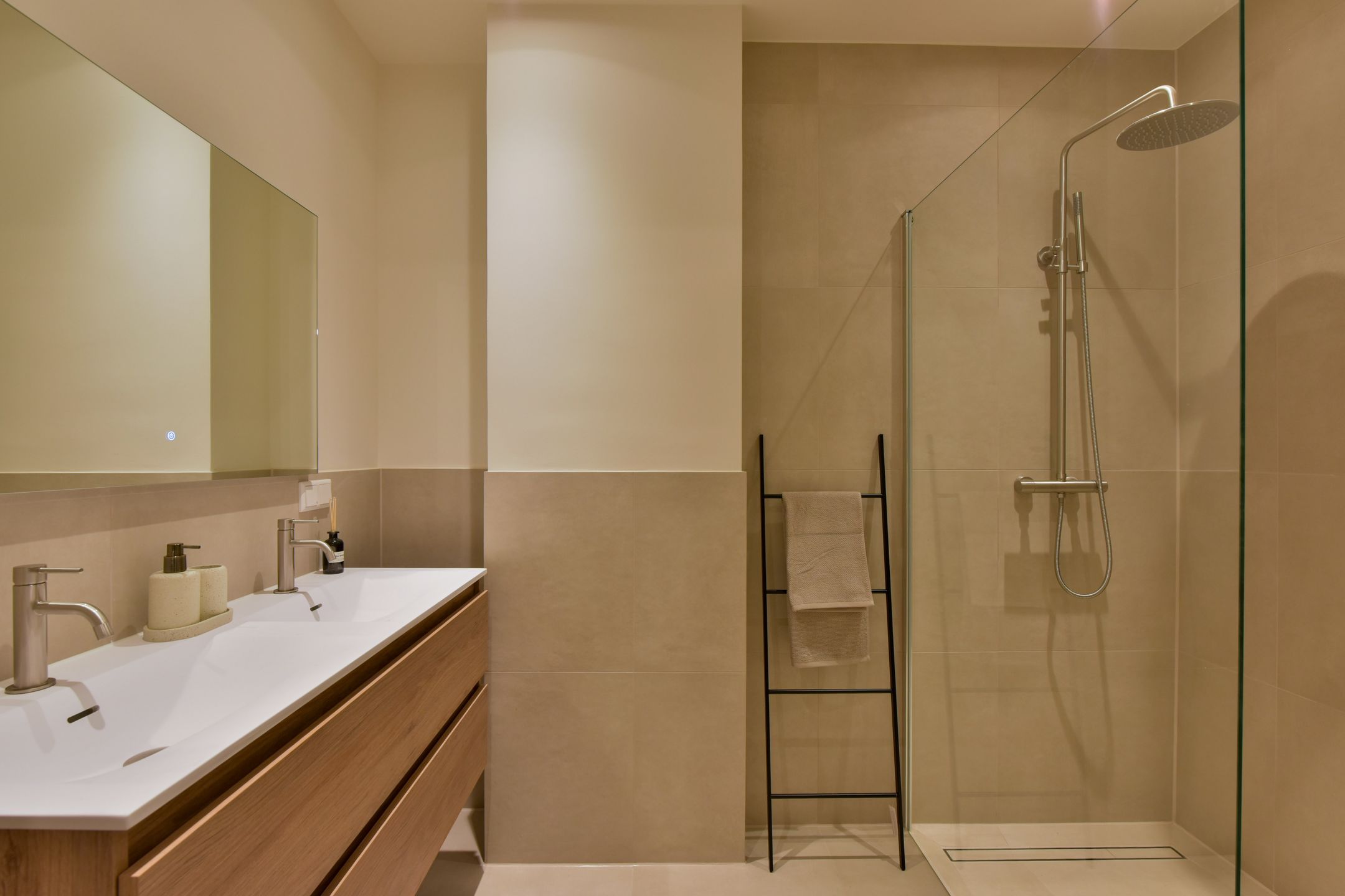 Foto 24 van Grote Oost 14