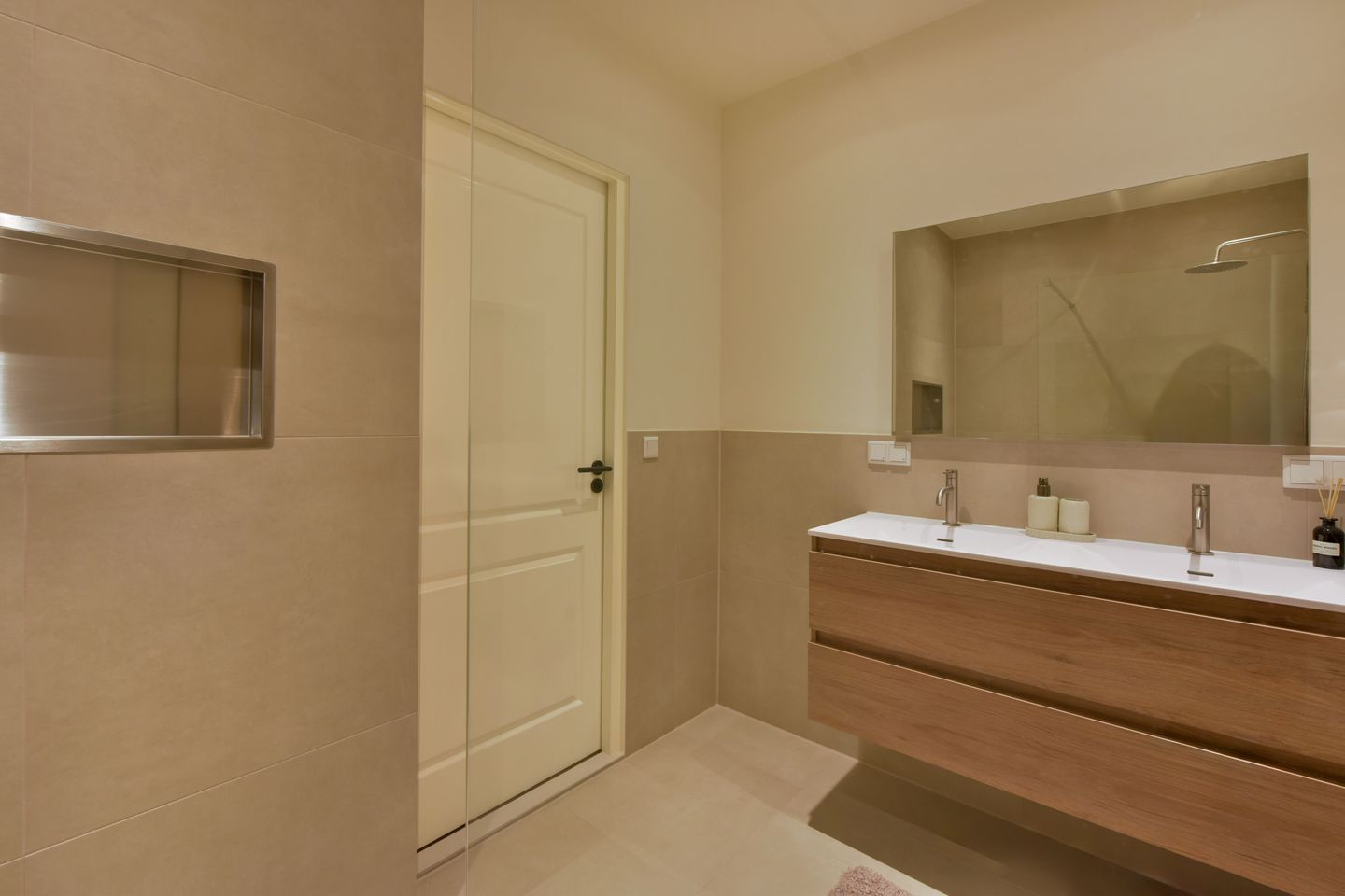 Foto 25 van Grote Oost 14