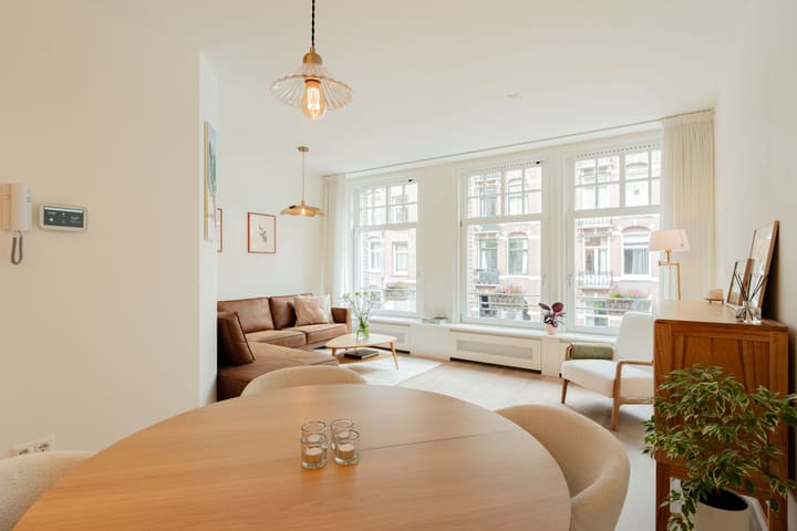 Foto 14 van Brederodestraat 53-B