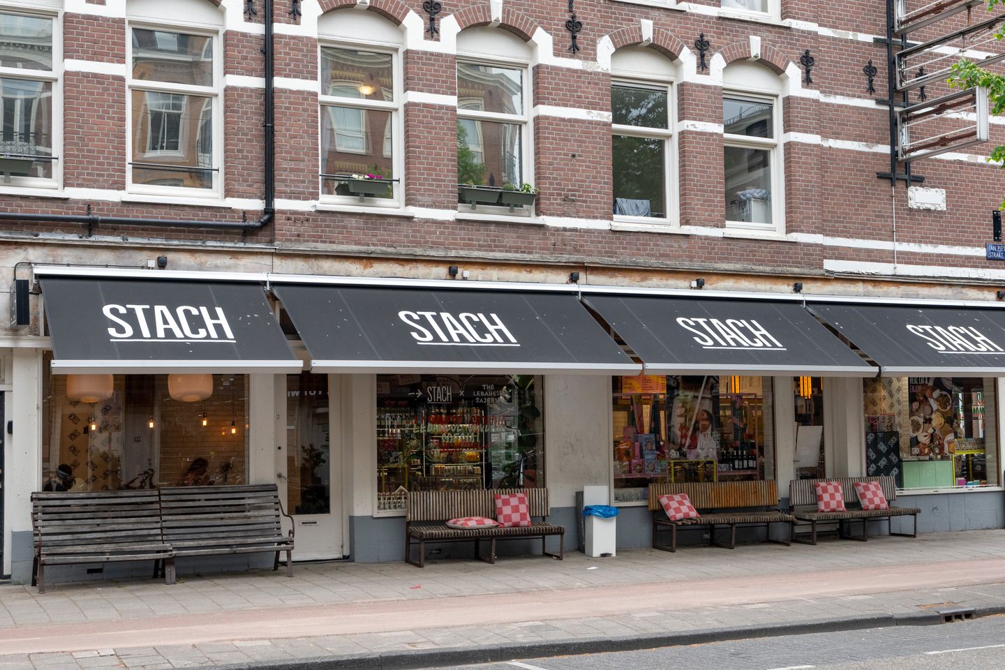 Foto 34 van Brederodestraat 53-B