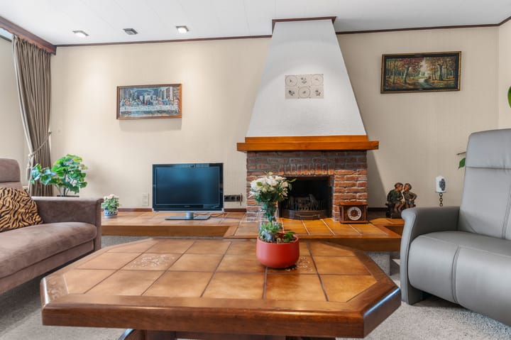 Photo 10 of Kerkewal 25