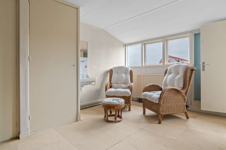 Photo 35 of Kerkewal 25