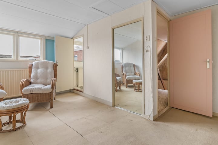 Photo 36 of Kerkewal 25