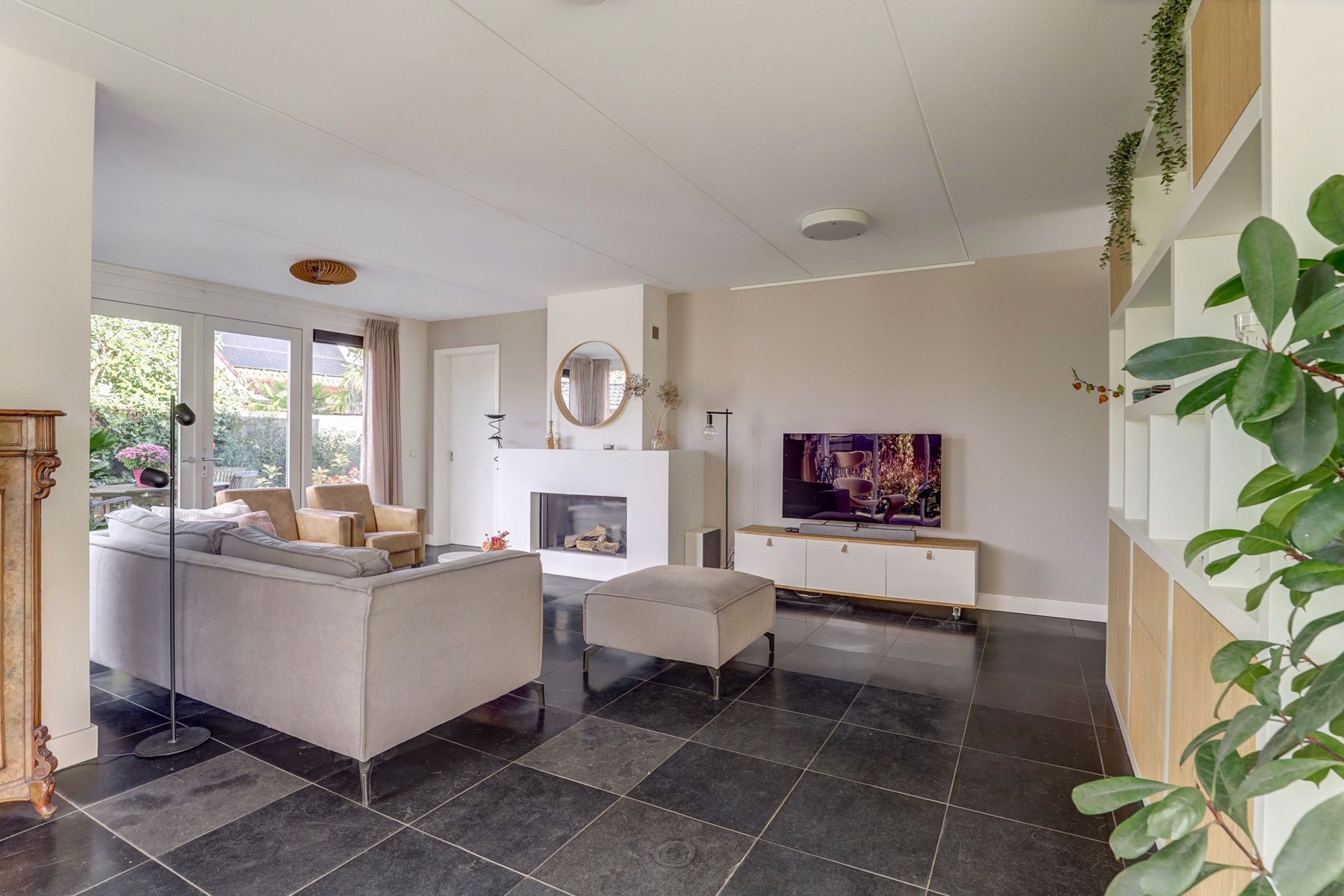 Photo 6 of Duizendknoop 3