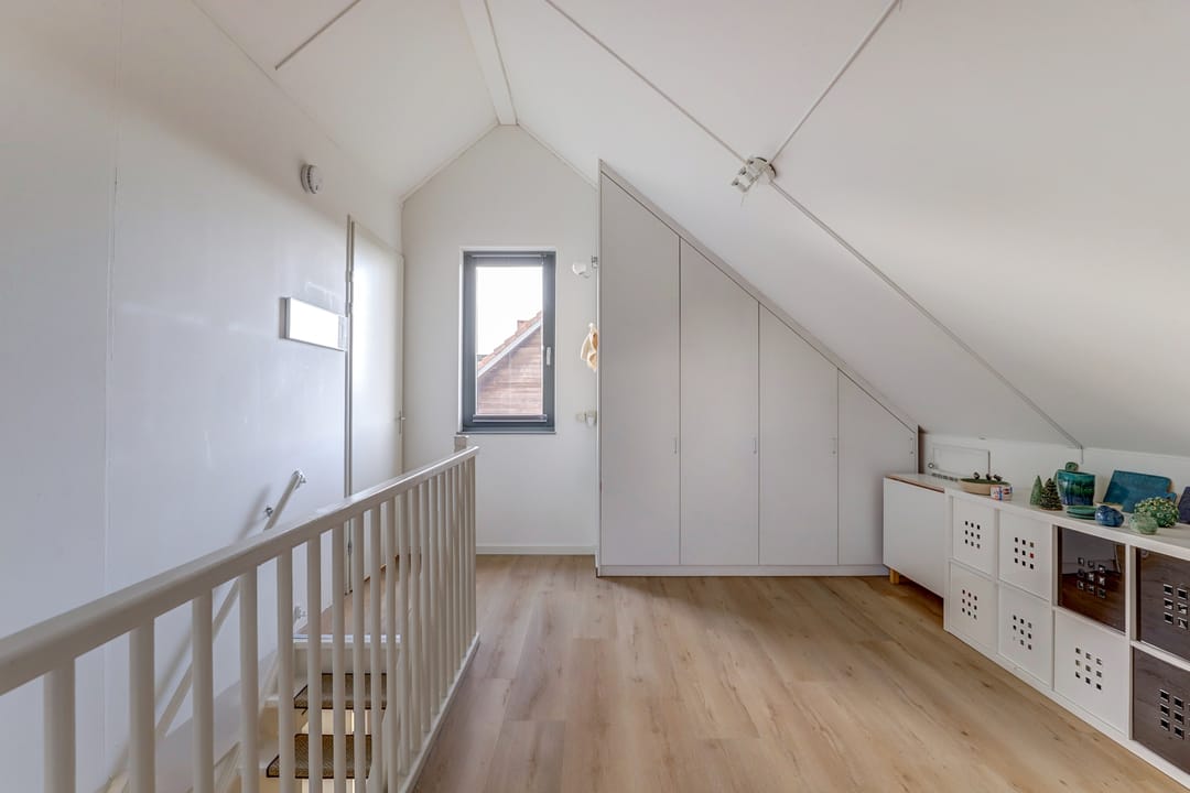 Photo 38 of Duizendknoop 3