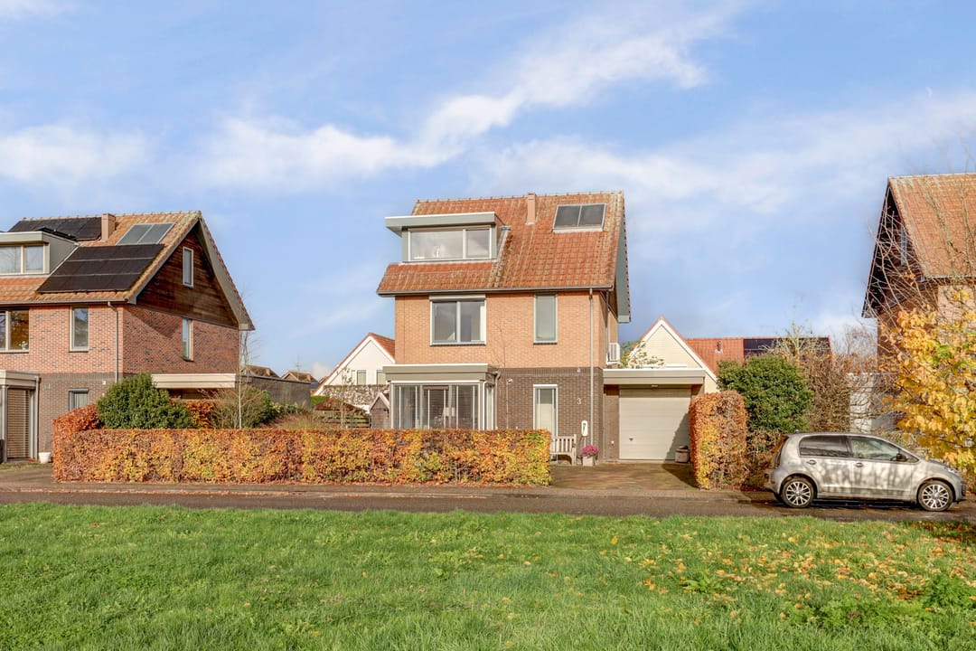 Photo 56 of Duizendknoop 3