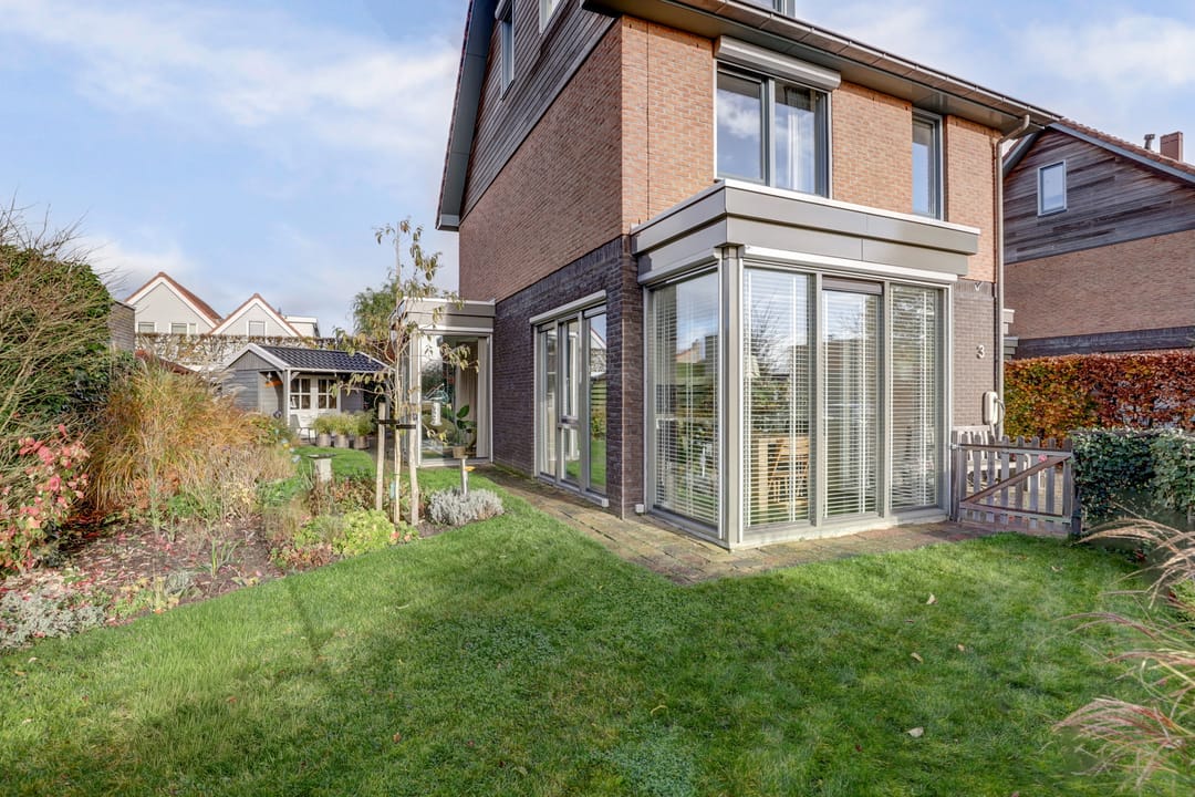 Photo 53 of Duizendknoop 3