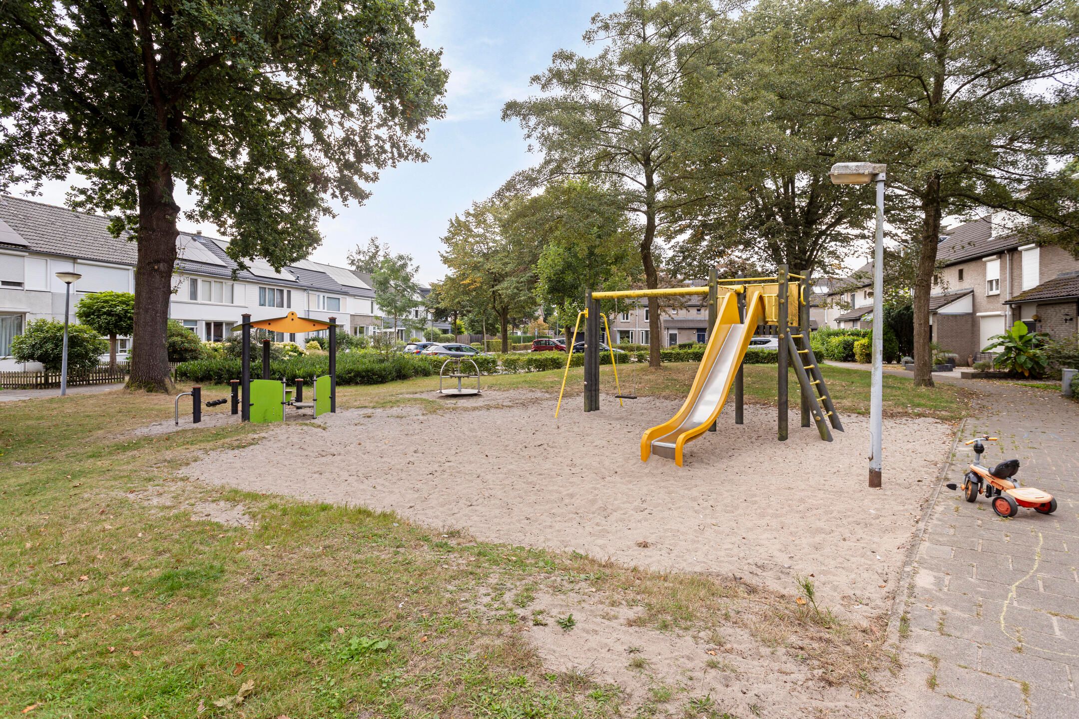 Foto 42 van Cerberusstraat 60