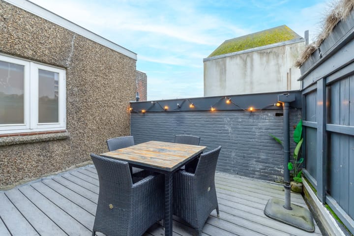 Photo 3 of Zeestraat 26-A