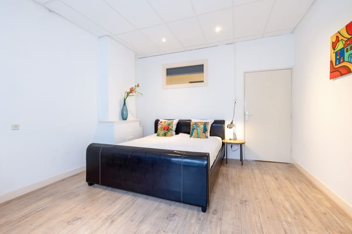 Photo 9 of Zeestraat 26-A