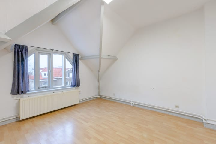 Photo 18 of Zeestraat 26-A