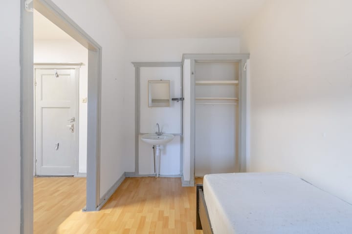 Photo 20 of Zeestraat 26-A