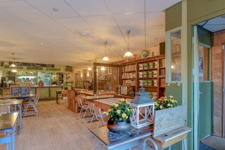 Photo 29 of Zeestraat 26-A