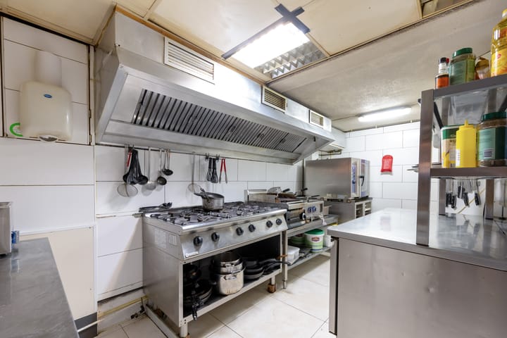 Photo 34 of Zeestraat 26-A