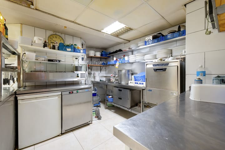 Photo 35 of Zeestraat 26-A