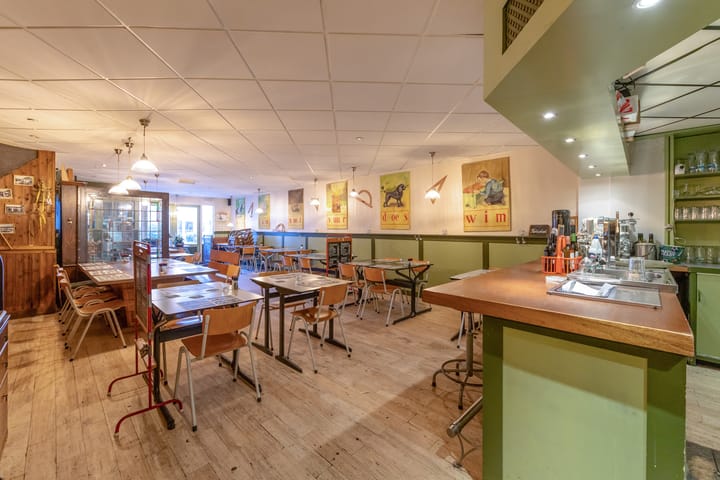 Photo 42 of Zeestraat 26-A