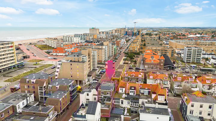 Photo 47 of Zeestraat 26-A