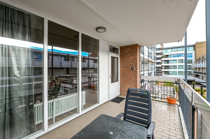 Photo 11 of Frederikstraat 609