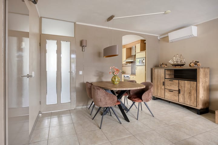 Foto 14 van Jekerstraat 49