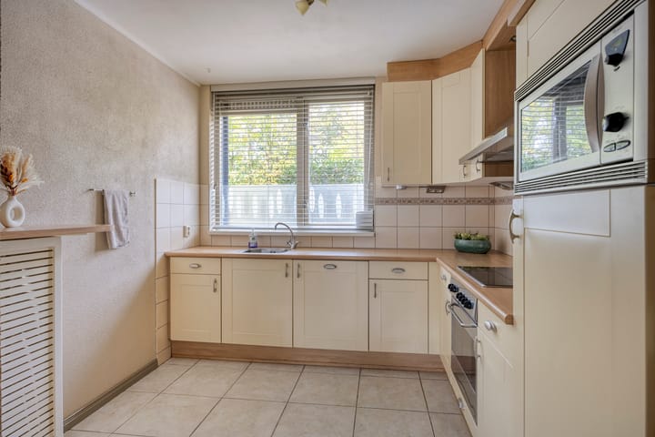 Foto 15 van Jekerstraat 49