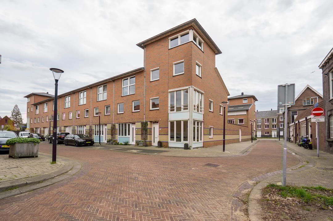 Foto 1 van Van Aalststraat 17