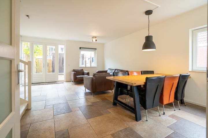 Foto 8 van Van Aalststraat 17